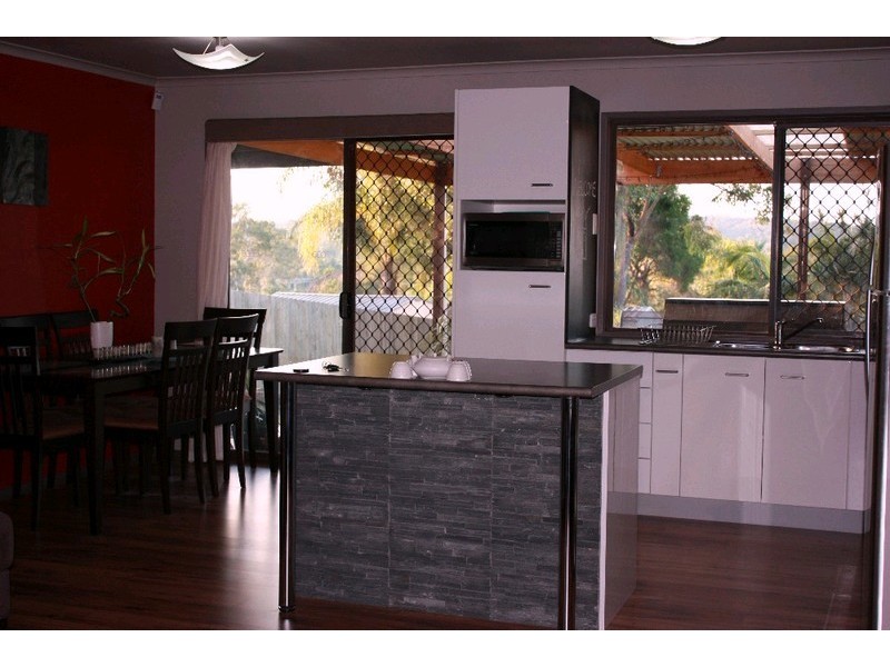 69 Mortensen Road, Nerang QLD 4211