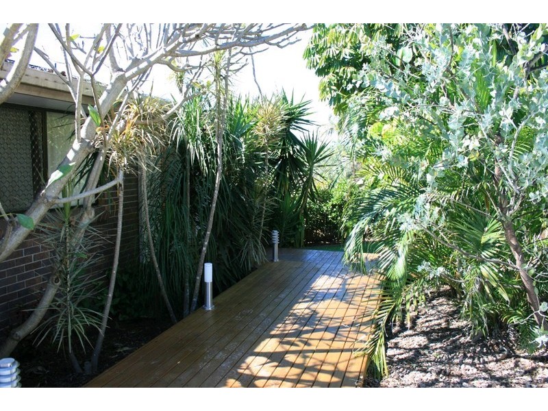 8 Jancoon Court, Carrara QLD 4211