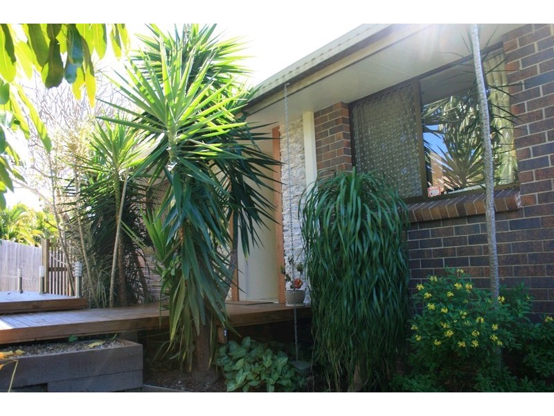 8 Jancoon Court, Carrara QLD 4211
