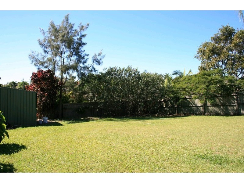 8 Jancoon Court, Carrara QLD 4211