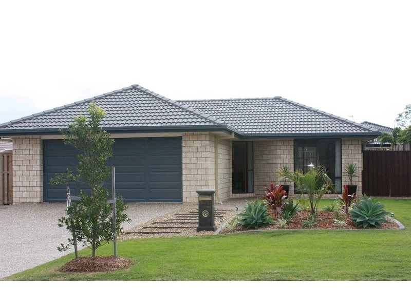 9 Chesterton Street, Pacific Pines QLD 4211