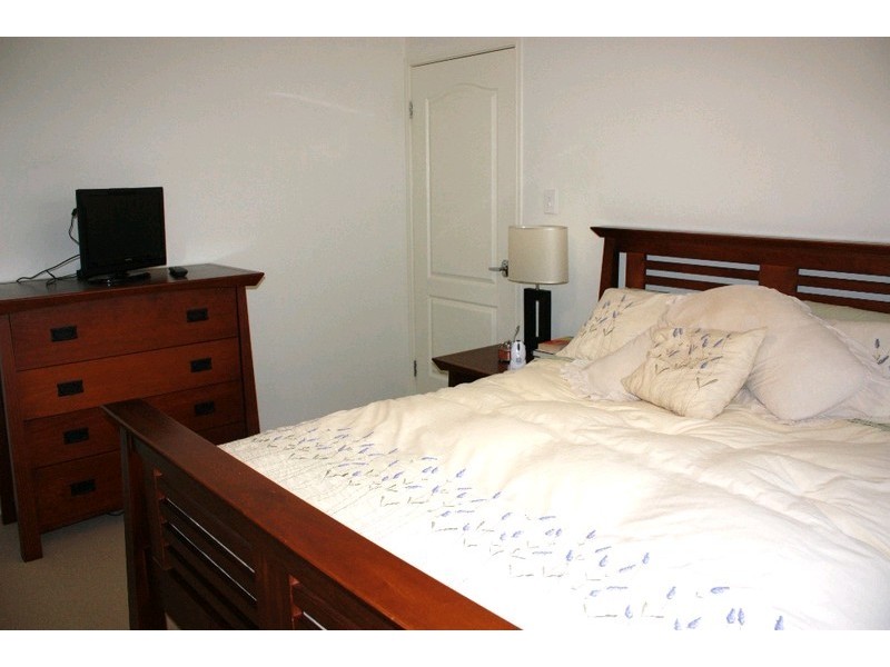 27A Ben Lomond Drive, Highland Park QLD 4211