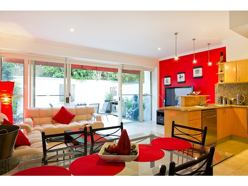 Isle Of Capri QLD 4217