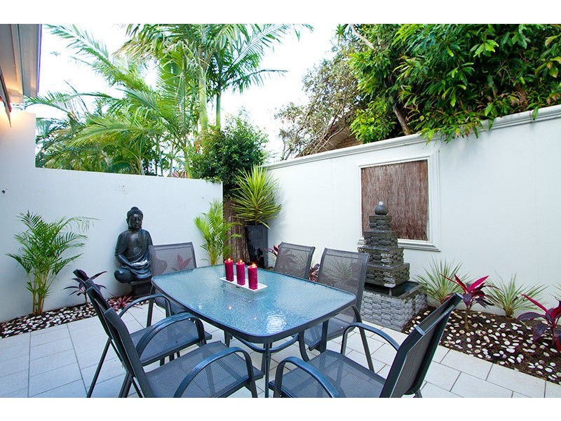 Isle Of Capri QLD 4217