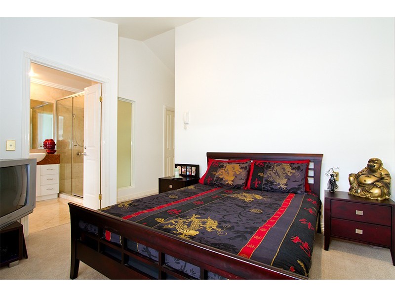 Isle Of Capri QLD 4217