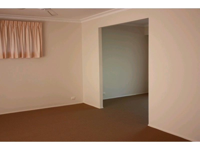 5 Webb Court, Carrara QLD 4211