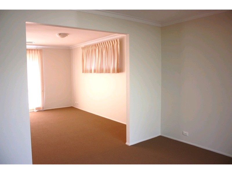 5 Webb Court, Carrara QLD 4211