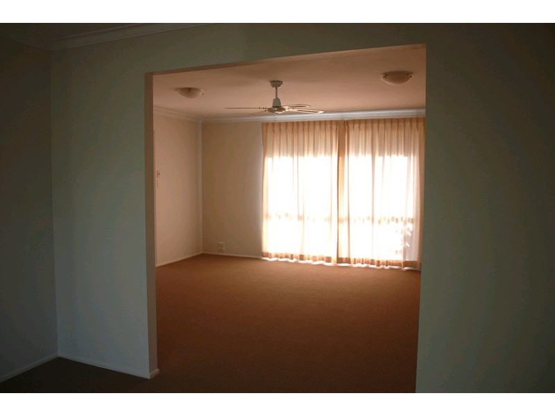 5 Webb Court, Carrara QLD 4211