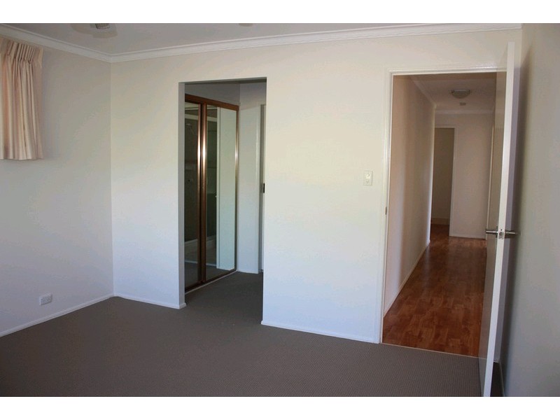 5 Webb Court, Carrara QLD 4211