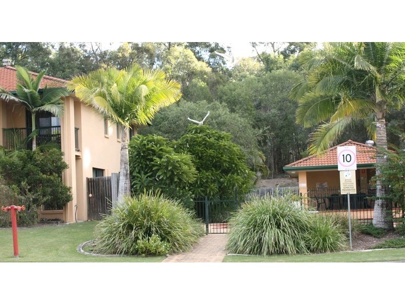10/156 Greenacre Drive, Arundel QLD 4214