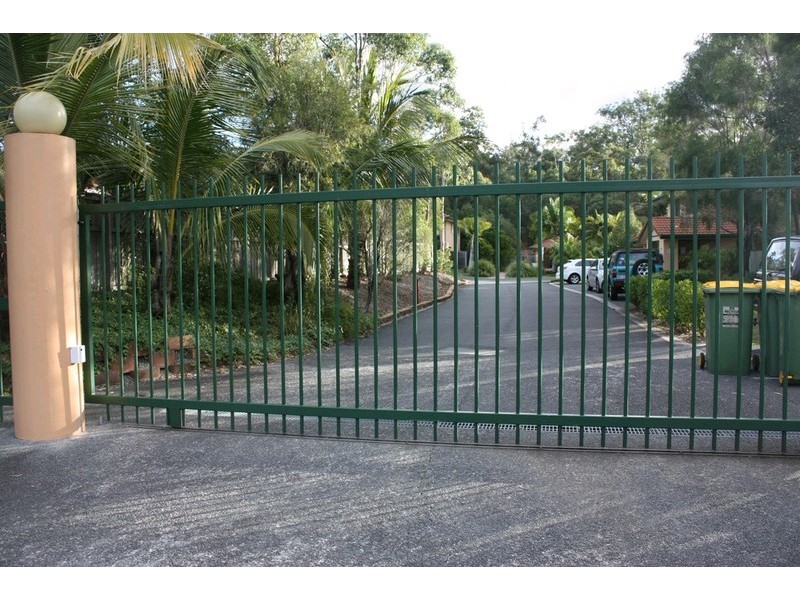 10/156 Greenacre Drive, Arundel QLD 4214