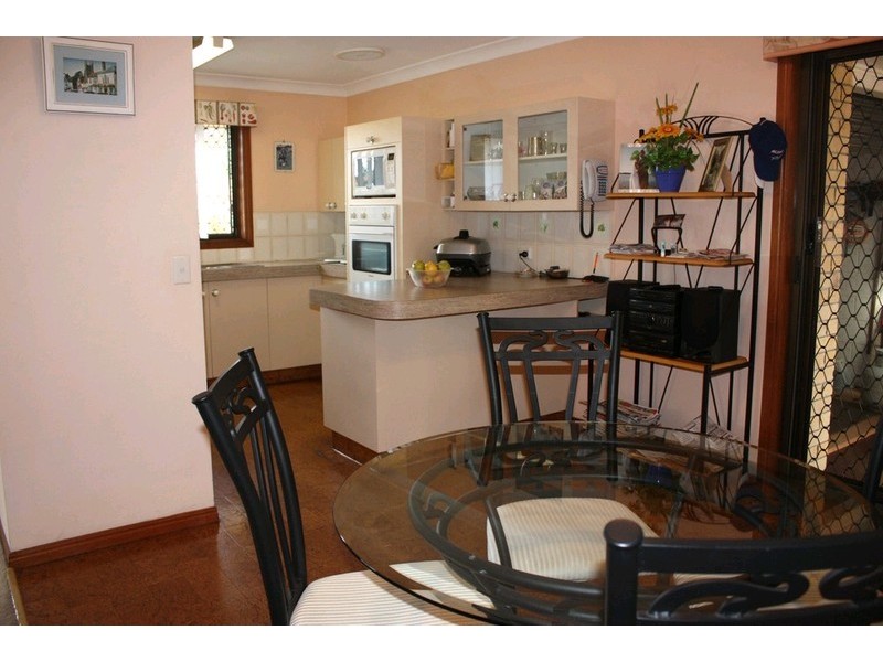 2/8 Maiala Close, Paradise Point QLD 4216