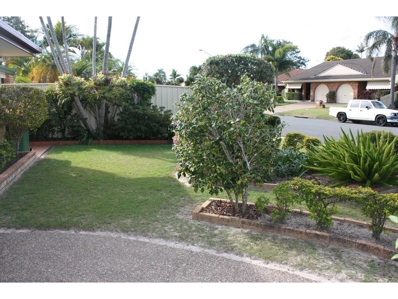 2/8 Maiala Close, Paradise Point QLD 4216