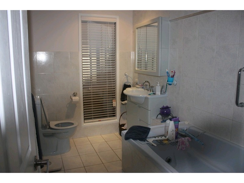 31 Yarrayne Road, Nerang QLD 4211