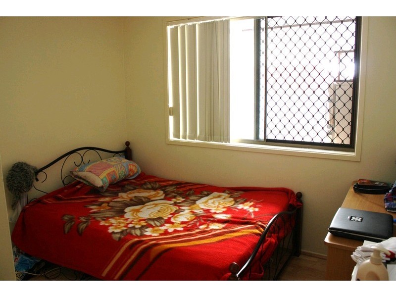 33 Armidale Crescent, Helensvale QLD 4212