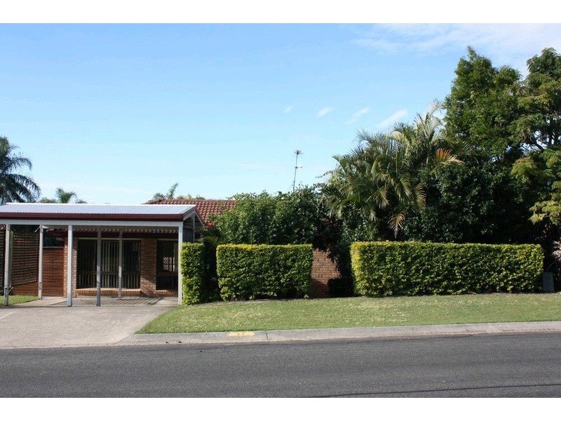 33 Armidale Crescent, Helensvale QLD 4212