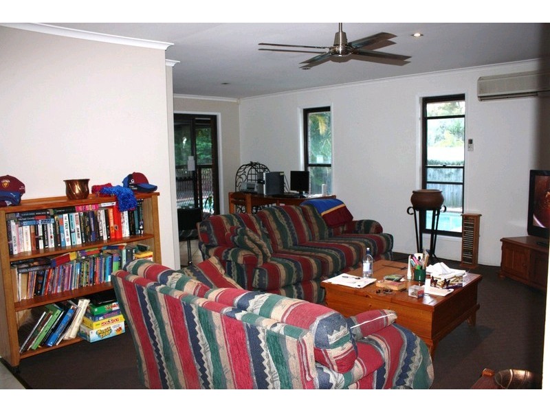 3 Boonah Court, Helensvale QLD 4212