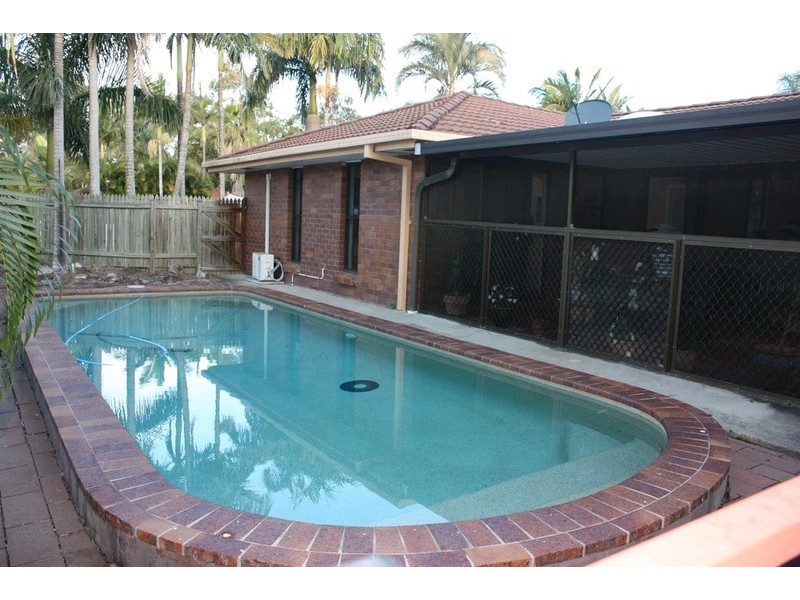 3 Boonah Court, Helensvale QLD 4212