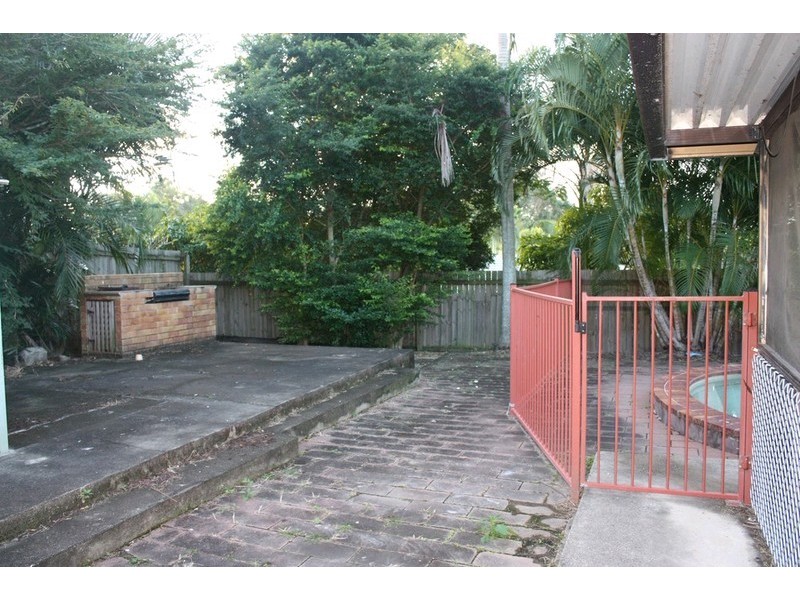 3 Boonah Court, Helensvale QLD 4212