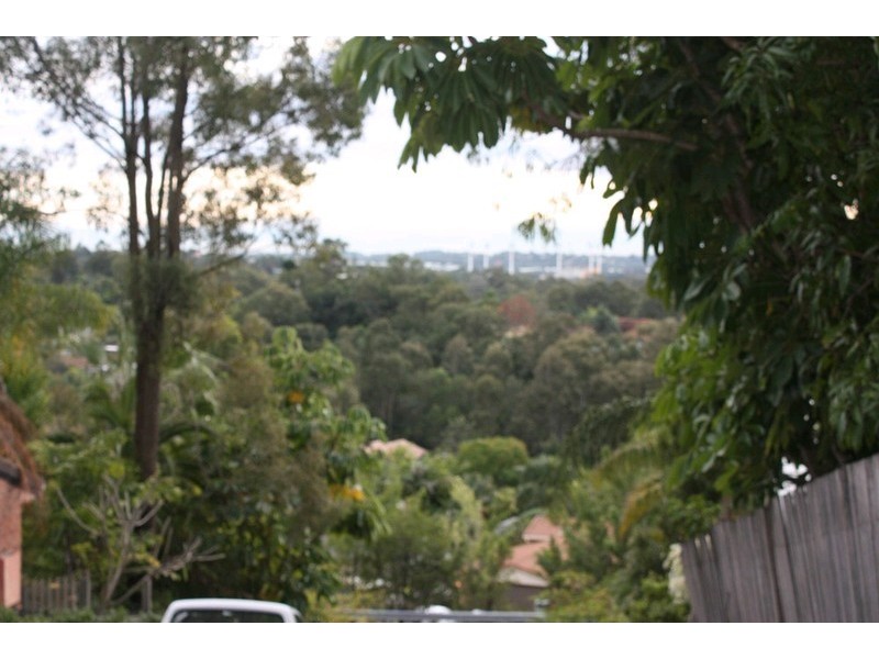 23 Ryfield Road, Carrara QLD 4211