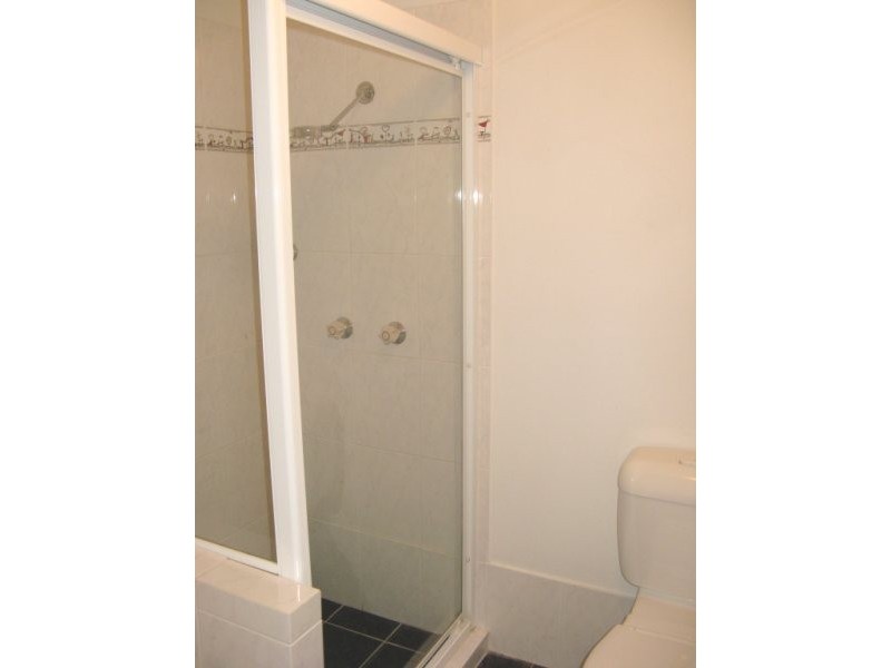 2/48 Riverpark Drive, Nerang QLD 4211