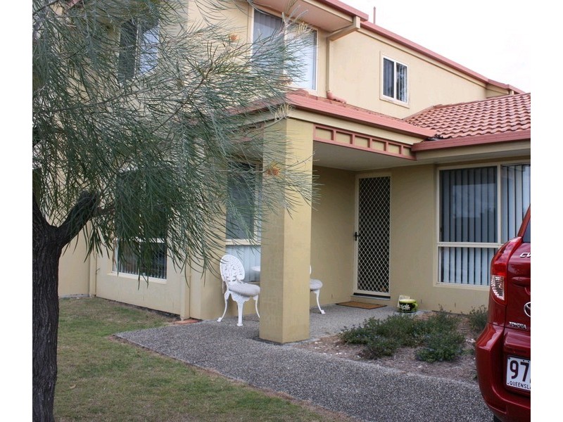 2/48 Riverpark Drive, Nerang QLD 4211