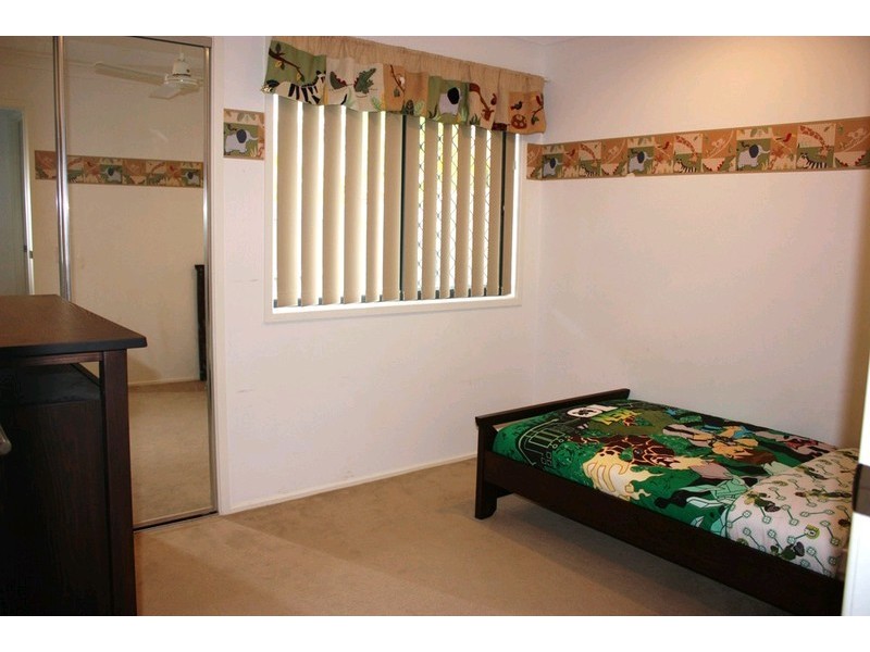 33 Cobb & Co Drive, Oxenford QLD 4210