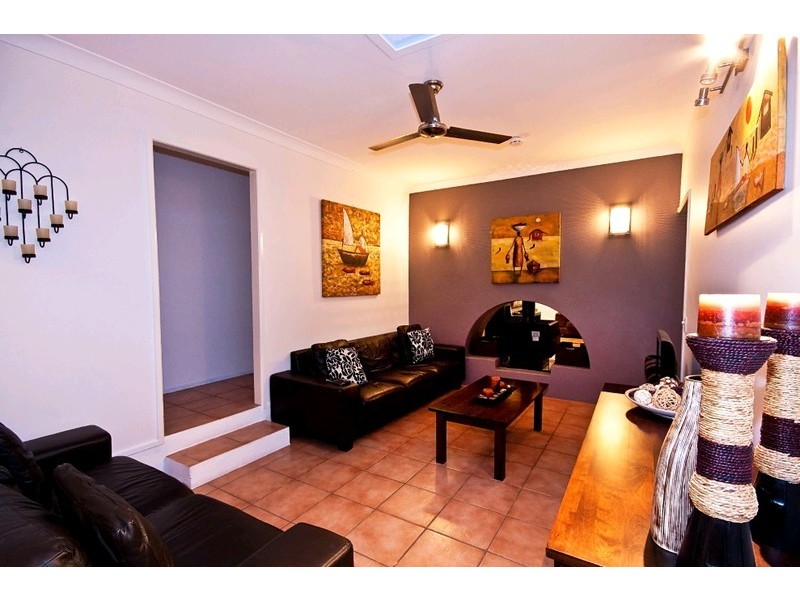 15 St Petersburg Place, Nerang QLD 4211