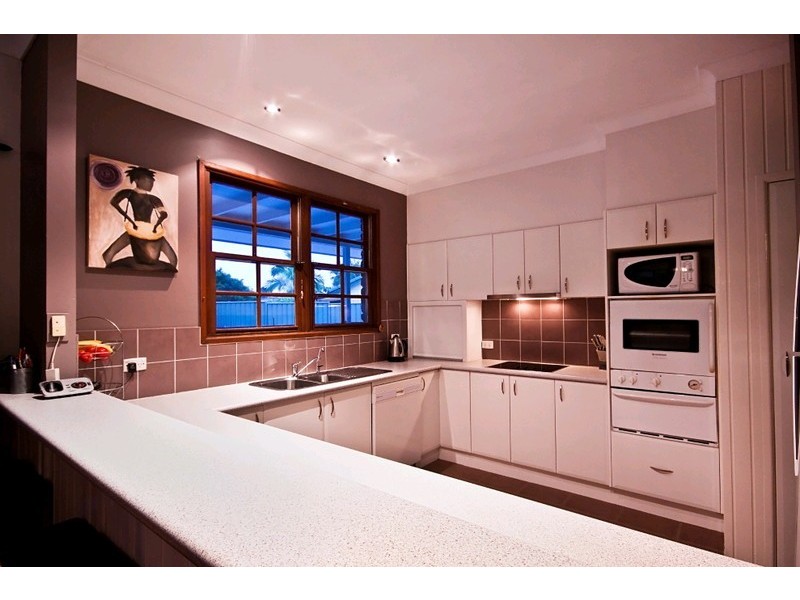 15 St Petersburg Place, Nerang QLD 4211