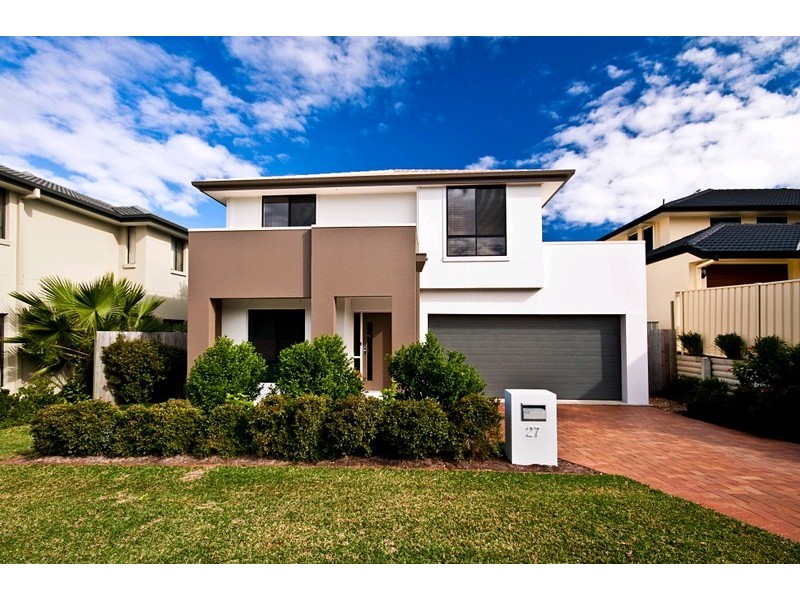 27 Casuarina Drive, Molendinar QLD 4214