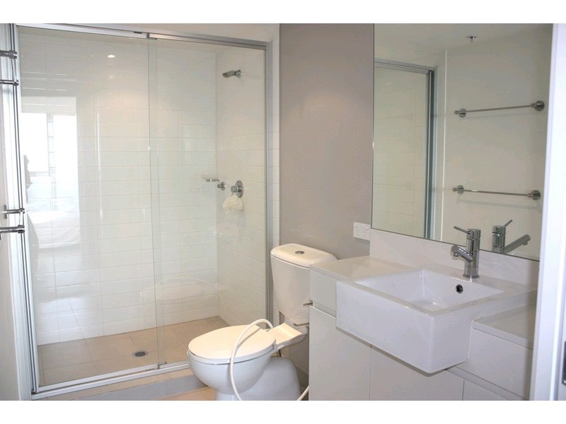 22009/5 Lawson Street, Southport QLD 4215