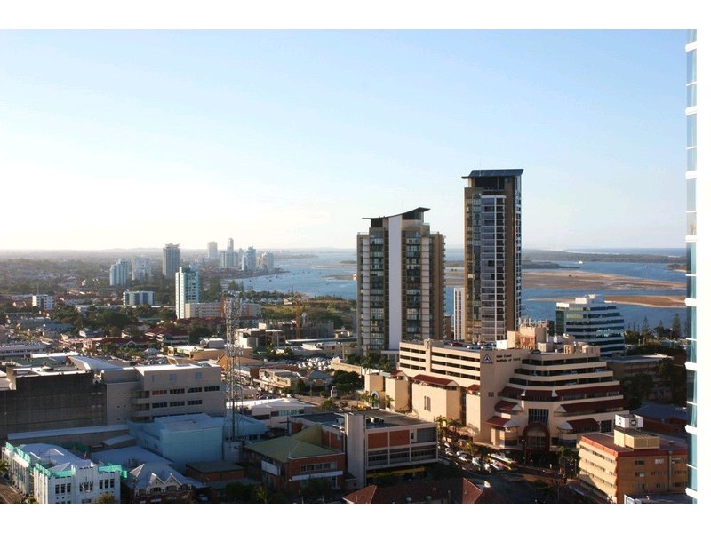 22009/5 Lawson Street, Southport QLD 4215