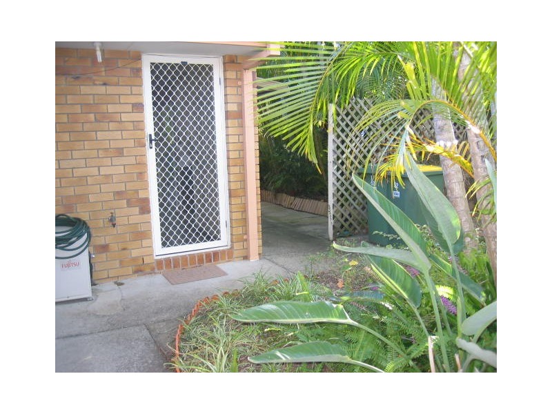 1/52 Village Way, Oxenford QLD 4210