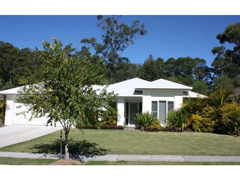 70 Roberts Drive, Maudsland QLD 4210