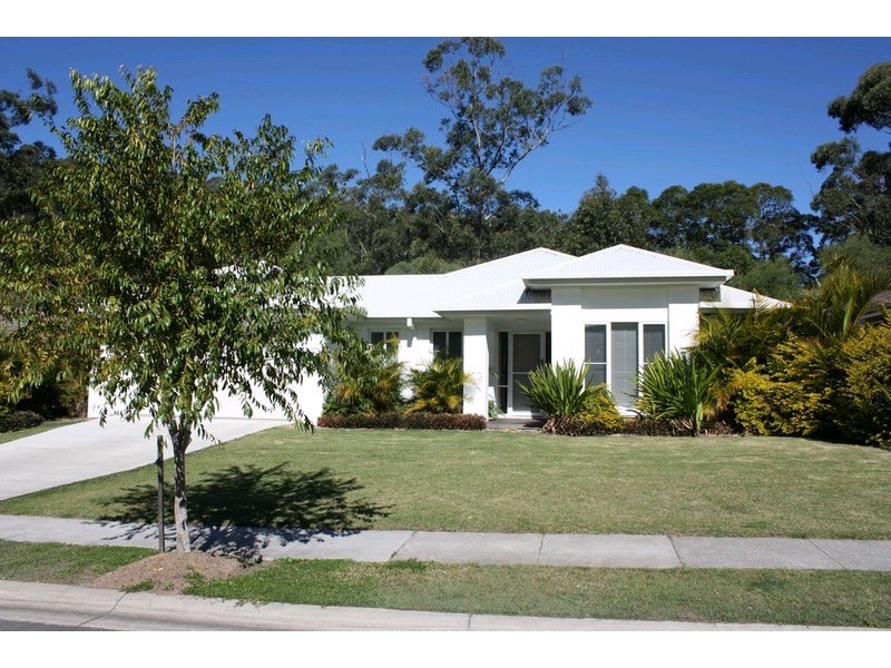 70 Roberts Drive, Maudsland QLD 4210