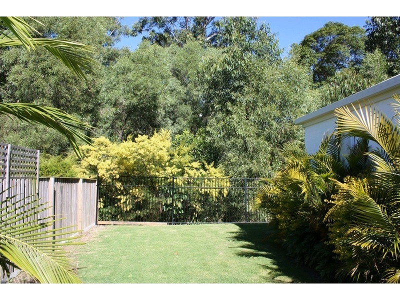 70 Roberts Drive, Maudsland QLD 4210