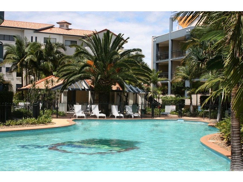 327/398 Marine Parade, Labrador QLD 4215