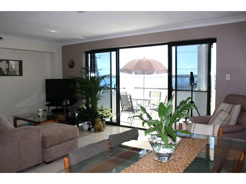 327/398 Marine Parade, Labrador QLD 4215