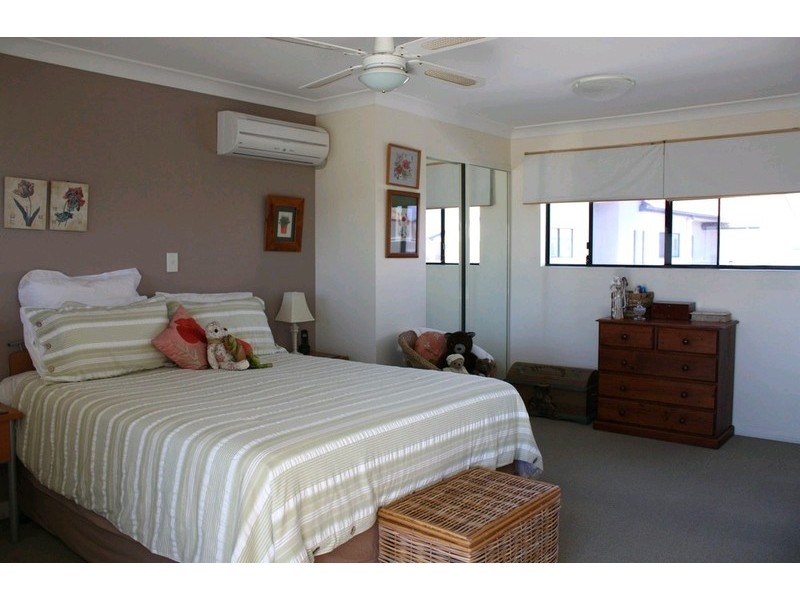 327/398 Marine Parade, Labrador QLD 4215