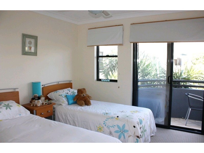 327/398 Marine Parade, Labrador QLD 4215