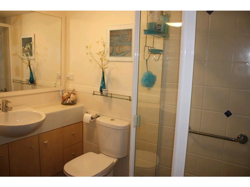 327/398 Marine Parade, Labrador QLD 4215