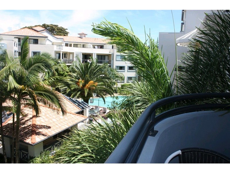 327/398 Marine Parade, Labrador QLD 4215