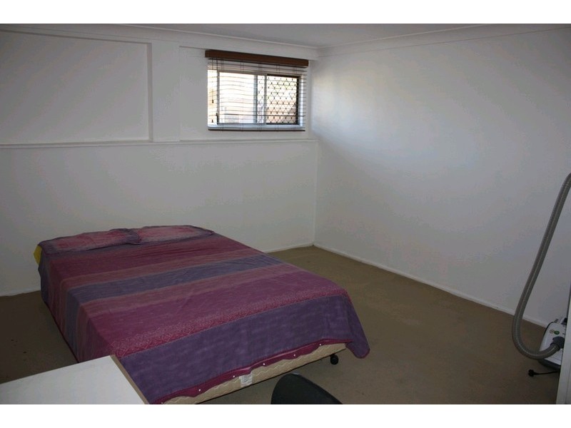 125 Bamboo Avenue, Benowa QLD 4217