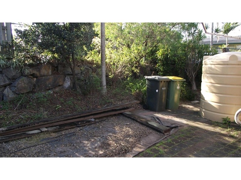 1/8 Keats Place, Nerang QLD 4211