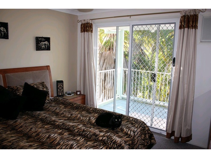 10/14 Liam Court, Labrador QLD 4215