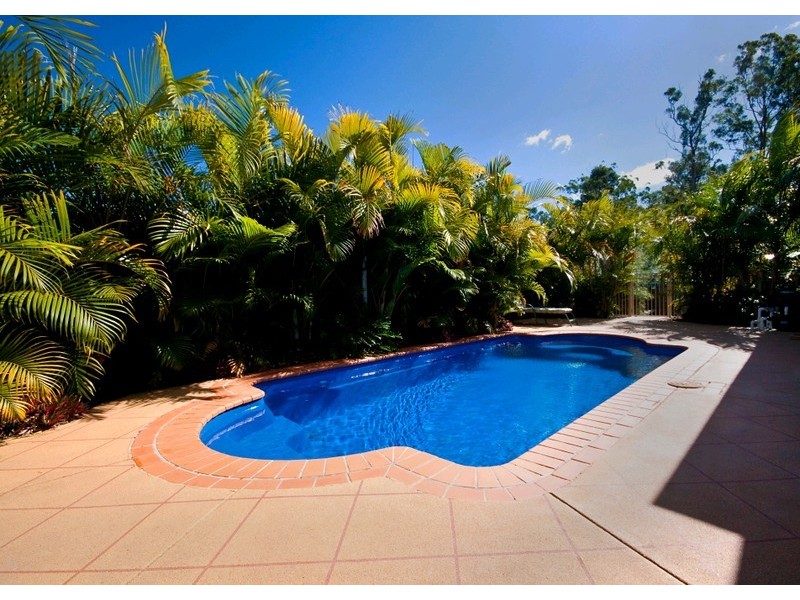 27 Honeyeater Court, Gilston QLD 4211