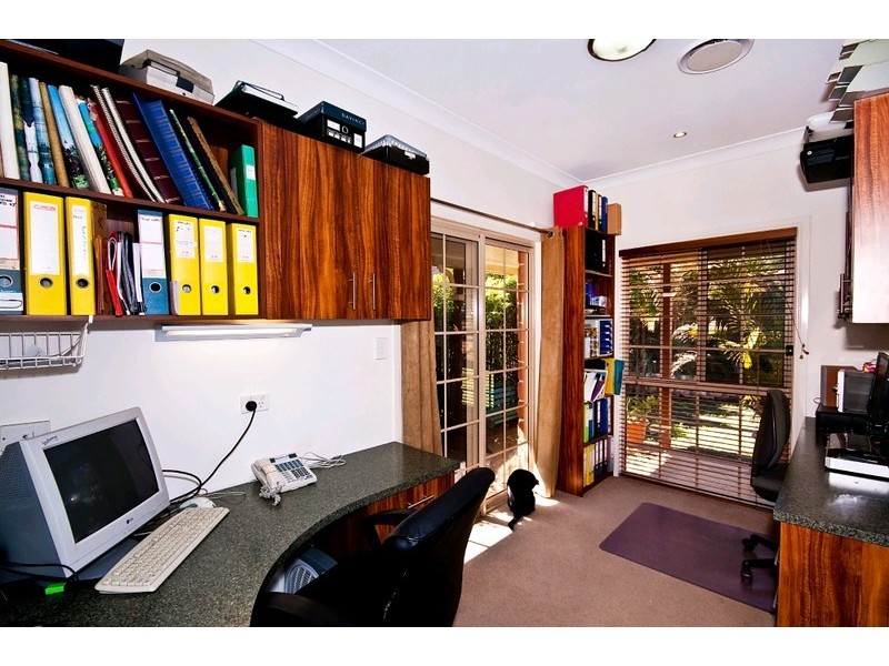 27 Honeyeater Court, Gilston QLD 4211