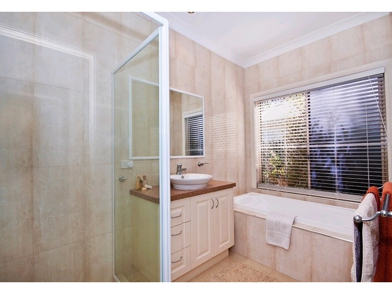 27 Honeyeater Court, Gilston QLD 4211