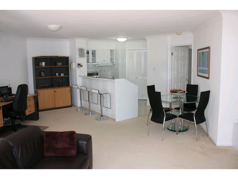 6/Odyssey/100 Cotlew Street East, Southport QLD 4215