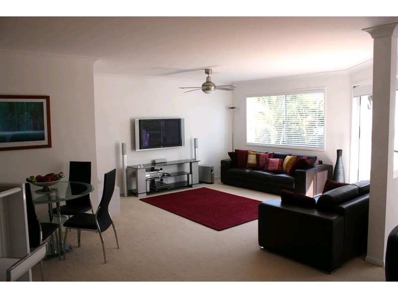 6/Odyssey/100 Cotlew Street East, Southport QLD 4215